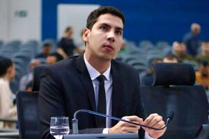 Projeto prevê multa e perda de alvará