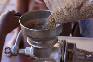 Cervejeiro de MS explica diferença entre álcool da cerveja e metanol de bebidas adulteradas