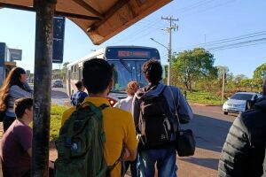 Esperou o ônibus hoje? Saiba o que aconteceu