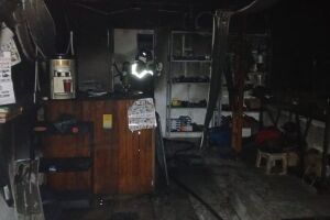 Peças e ferramentas são perdidas em incêndio de loja automotiva em Corumbá