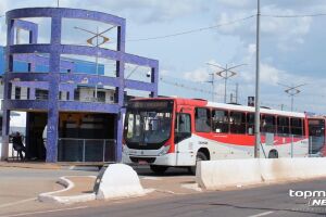 Trabalhadores estão revoltados com atraso 