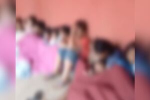 Temporal destrói barracos e deixa famílias com crianças desabrigadas em comunidade (vídeo)