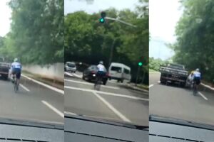 Ciclista desrespeita regras e tenta ultrapassar ve&iacute;culo pela direita