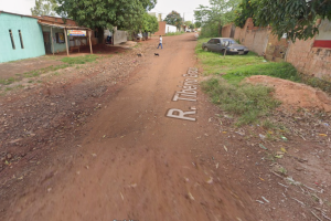 Jovem é surrado a pauladas em briga de bar na Vila Bordon