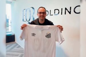 Peça rara de Neymar será leiloada em bazar beneficente no Clube Estoril (vídeo)