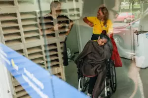 Raio em ato de Nikolas: ao menos 4 seguem internados em hospital do DF