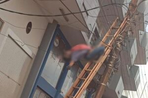 Eletricista sofre descarga el&eacute;trica e &eacute; salvo por funcion&aacute;rio de funer&aacute;ria na fronteira (v&iacute;deo)