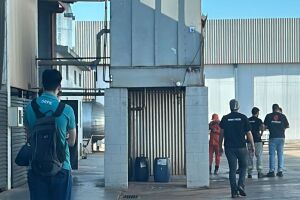 Vazamento de am&ocirc;nia &eacute; controlado por funcion&aacute;rios de f&aacute;brica