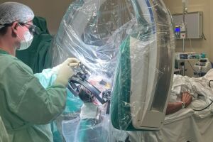 O SUS foi o respons&aacute;vel pela realiza&ccedil;&atilde;o da primeira cirurgia para o controle da doen&ccedil;a em Mato Grosso do Sul