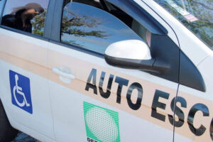 Crime foi cometido contra uma instrutora de autoescola