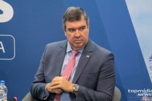Riedel prop&otilde;e &agrave; ALEMS projeto que reajusta sal&aacute;rios de servidores estaduais em 3,81%