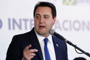 Ratinho J&uacute;nior desiste de pr&eacute;-candidatura &agrave; Presid&ecirc;ncia