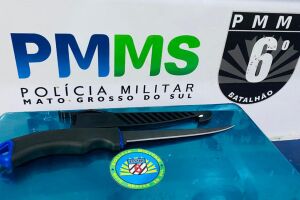 A faca foi apreendida durante a pris&atilde;o do suspeito