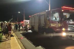 Motociclista tem perna dilacerada em batida com carro em Nova Andradina (v&iacute;deo)
