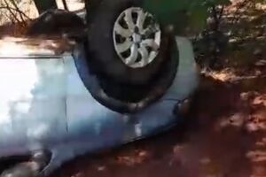 Carro capota durante acidente e idosa morre presa &agrave;s ferragens em Ponta Por&atilde; (v&iacute;deo)