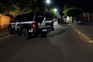 Homem &eacute; assassinado a tiros ao tentar entregar brinquedos na casa da ex-mulher