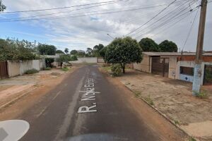 Homem &eacute; perseguido e agredido com coronhada no rosto no Jardim Jacy