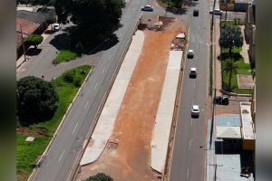 Enquanto vidas s&atilde;o perdidas, prefeitura cruza os bra&ccedil;os h&aacute; 5 anos para obras da Gunter Hans (v&iacute;deo)