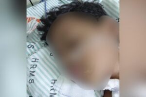 A crian&ccedil;a est&aacute; h&aacute; quase dois meses internada 