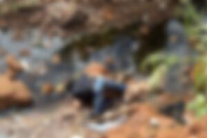 Homem &eacute; encontrado morto dentro de lago na fronteira