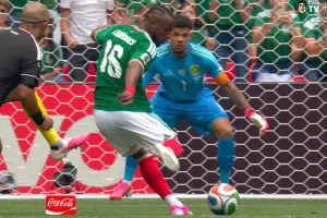M&eacute;xico marca o primeiro gol da Copa do Mundo aos 8 min de jogo (v&iacute;deo)
