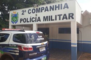 Motociclista bate em carreta estacionada e morre em Iguatemi