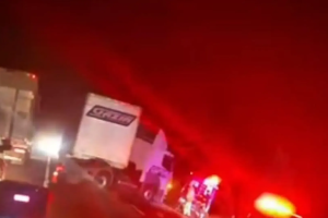 Ambul&acirc;ncia de S&atilde;o Gabriel do Oeste se envolve em acidente com carreta e carro na BR-163