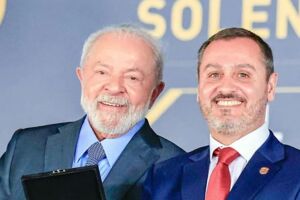 Lula estava com diretor da PF 