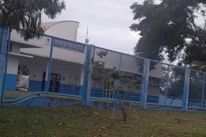 Gestante denuncia falta de vacina&ccedil;&atilde;o e atendimento prec&aacute;rio em posto de sa&uacute;de do Nova Lima