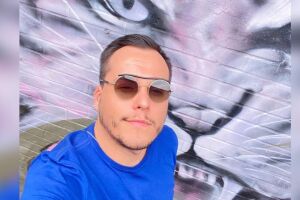Amigos se despedem de ator achado morto em motel: 'pessoa iluminada e profissional de excel&ecirc;ncia'