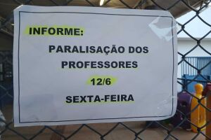 Professores iniciam paralisa&ccedil;&atilde;o e escolas amanhecem fechadas nesta sexta-feira em Campo Grande