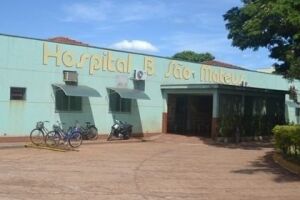 Paciente se irrita ao ser questionado sobre documentos e quebra hospital de Caarap&oacute;