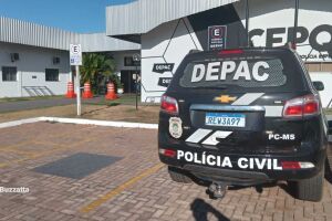 Casal &eacute; pego durante entrega de drogas e exp&otilde;e rede de tr&aacute;fico em Campo Grande (v&iacute;deo)