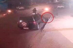 Primeiros socorros foram feitos por colegas do policial morto em confronto em Corumb&aacute; (v&iacute;deo)