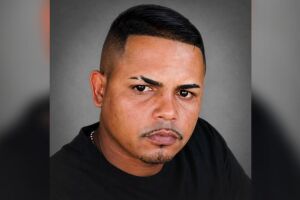 Homem &eacute; assassinado a facadas em condom&iacute;nio de Tr&ecirc;s Lagoas (v&iacute;deo)