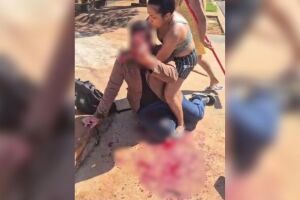 Jornalista &eacute; espancado a pauladas por moradores de Tr&ecirc;s Lagoas (v&iacute;deo)