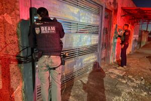 Jovem gr&aacute;vida denuncia irm&atilde;o por estupro em Campo Grande; av&ocirc; sabia dos abusos