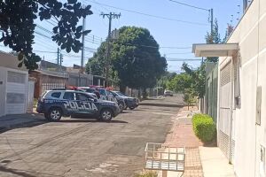 Tiroteio assusta moradores no Mata do Jacinto (v&iacute;deo)