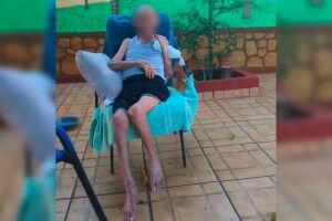 Fam&iacute;lias esperam h&aacute; meses sem conseguir retirar fraldas no CEM