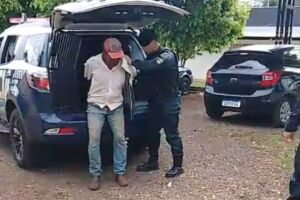Homem tenta matar namorada com facada na boca e acaba preso em Dourados
