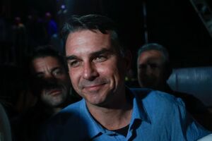 Fl&aacute;vio diz que Justi&ccedil;a impediu coliga&ccedil;&atilde;o 