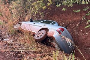 Motorista que capotou em Terenos &eacute; encaminhada em vaga zero para Campo Grande (v&iacute;deo) 