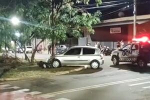 Motociclista morre em batida com carro no Nova Bahia (v&iacute;deo)