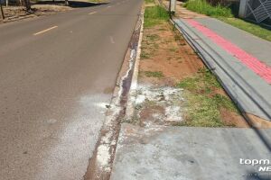 As marcas do combate &agrave;s chamas ficaram no local