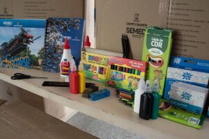 Empresa denuncia prefeitura de Campo Grande por calote de R$ 3,1 milh&otilde;es dos kits escolares