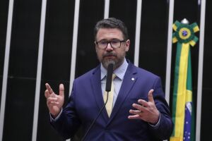 Marcos Pollon assina novo pedido de impeachment contra Alexandre de Moraes