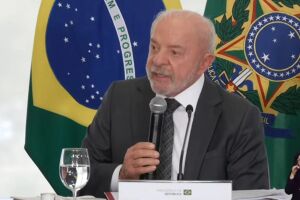 Lula critica vazamentos seletivos 