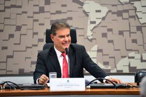 Nelsinho Trad celebra aprova&ccedil;&atilde;o 