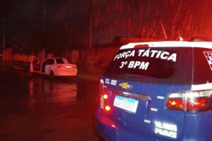 Ladr&atilde;o tenta fugir com carro furtado e morre durante confronto com a PM em Dourados