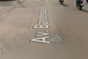 Idoso b&ecirc;bado dirige Corolla na contram&atilde;o e causa acidente na Avenida Bandeirantes